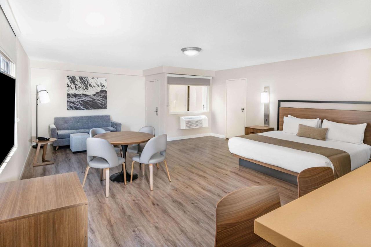 Wyndham Garden Сан-Диего Экстерьер фото